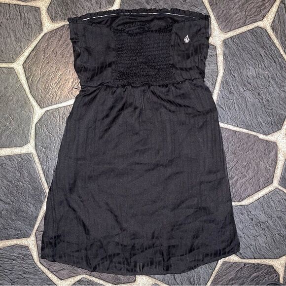 Volcom Stone Strapless Little Black Mini Dress Size Small - Picture 6 of 7